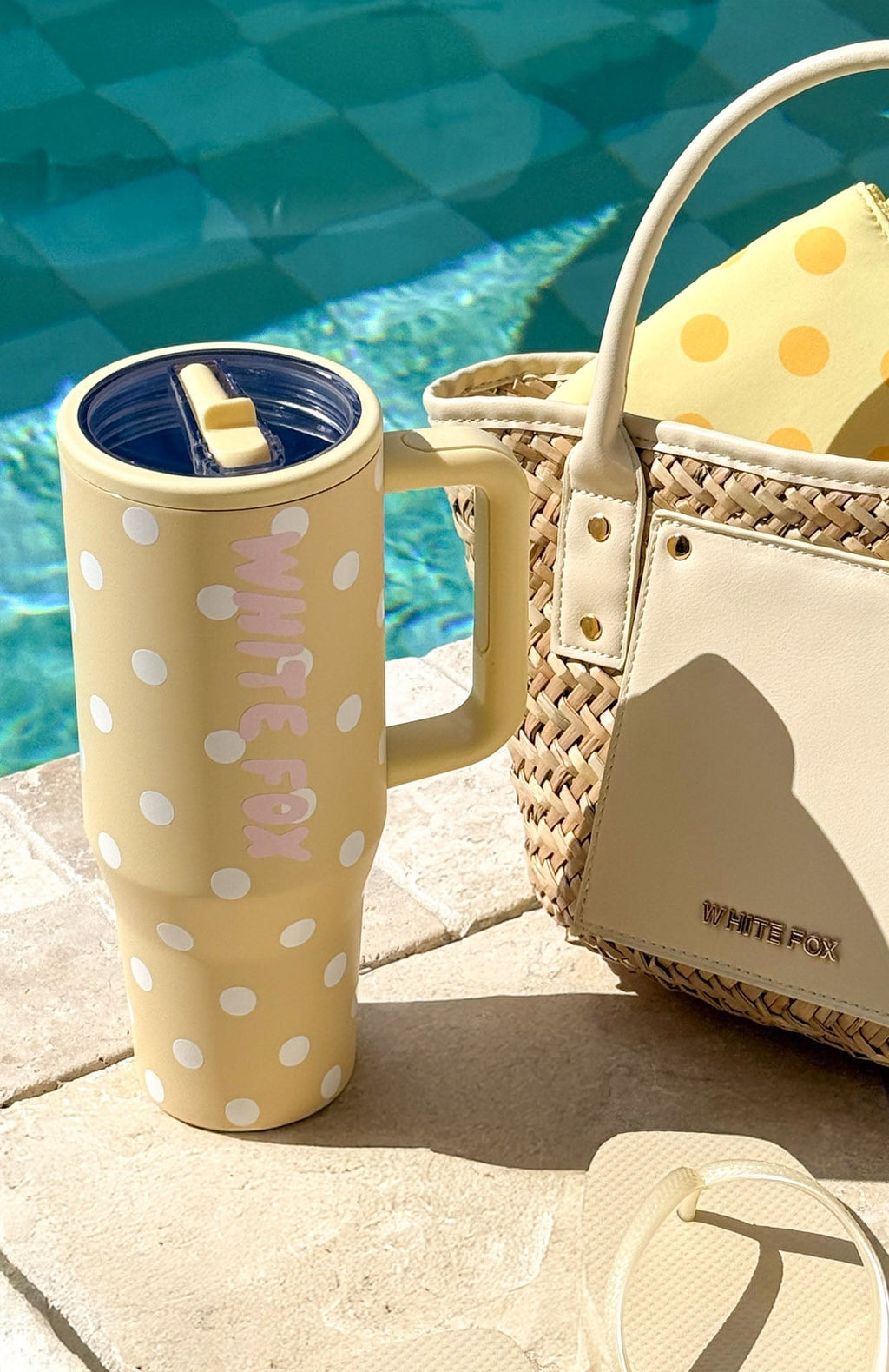 White Fox Colson Drink Bottle 1.2 Litre Lemon Polka Dot