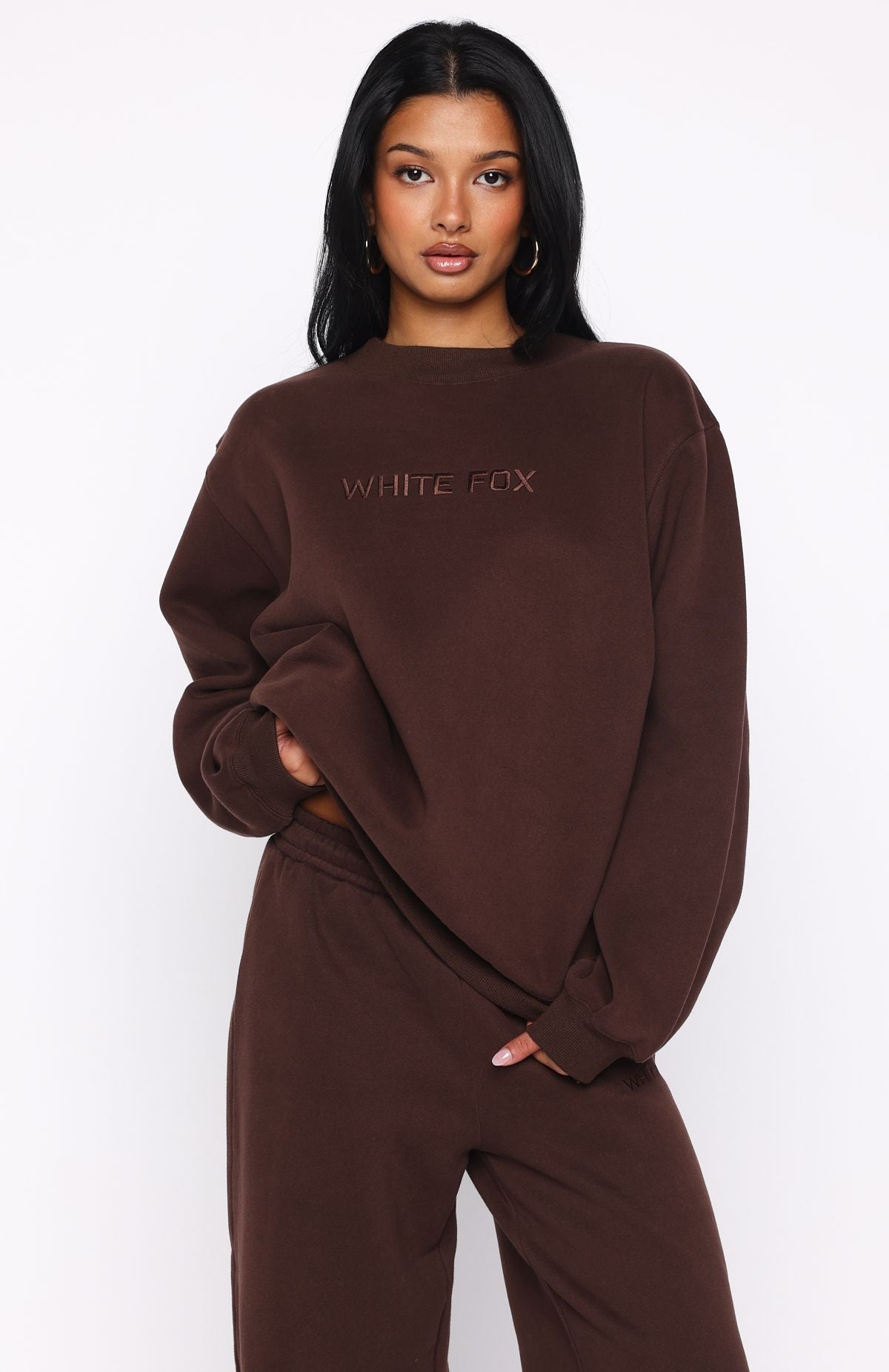 White Fox Stay Lifted Oversized Sweater Bitter Chocolate