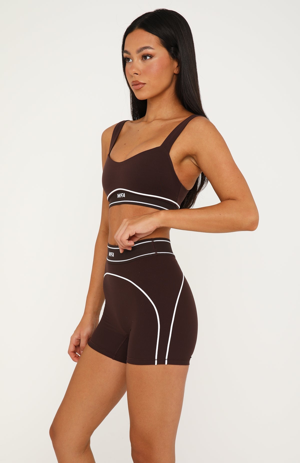 White Fox Tense Sports Bra Dark Chocolate/White
