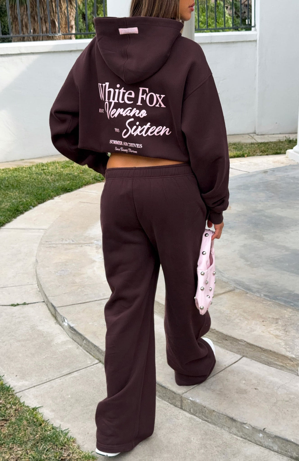 White Fox Verano Sixteen Lilia Oversized Hoodie Chocolate