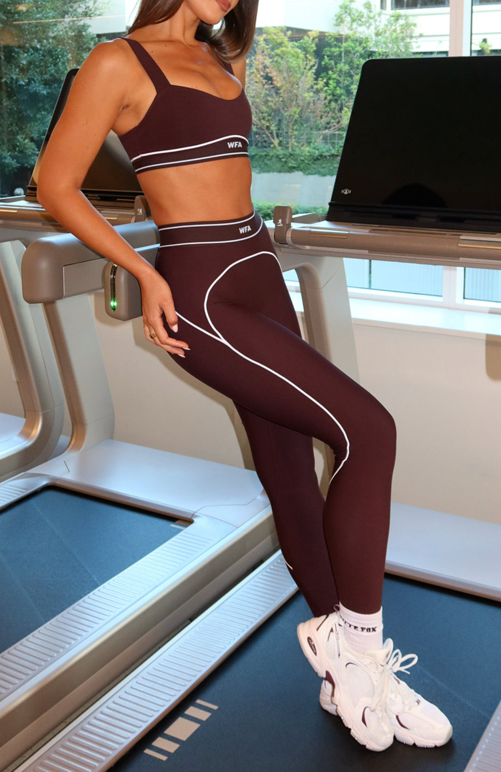 White Fox Precision Leggings Dark Chocolate/White