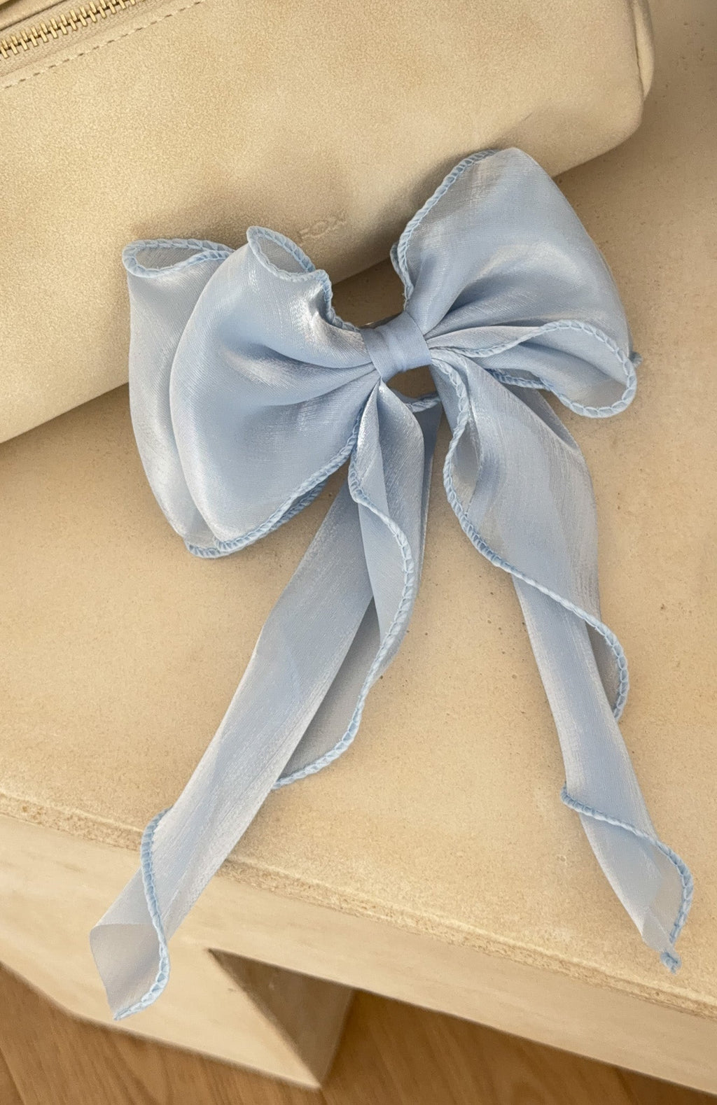 White Fox Karin Hair Clip Light Blue