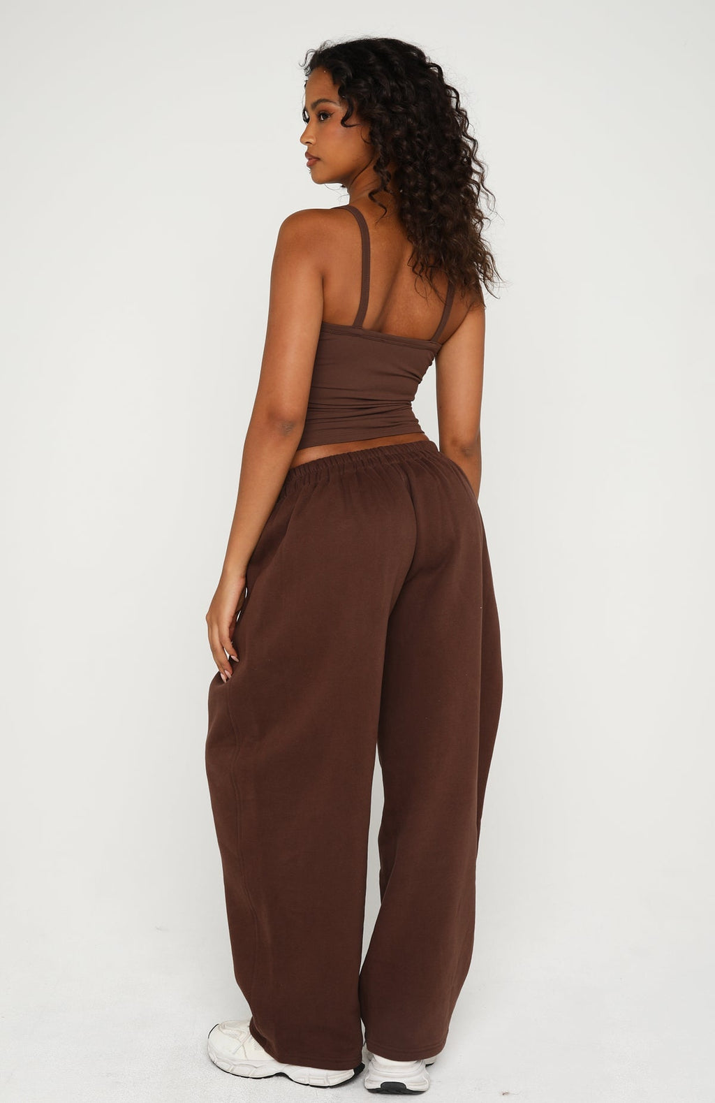 White Fox Know What You Want Barrel Leg Sweatpants Chocolate