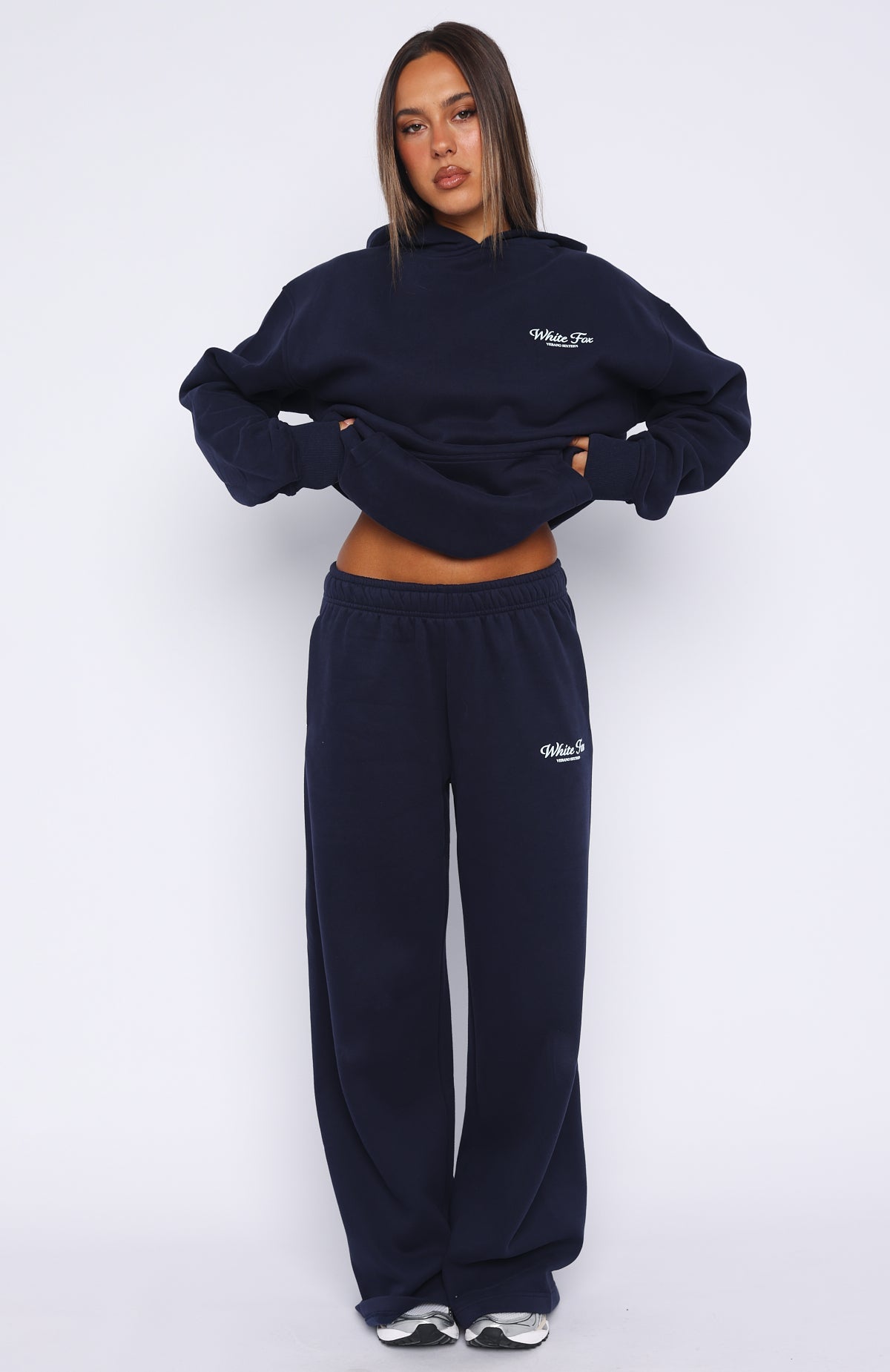 White Fox Verano Sixteen Lilia Wide Leg Sweatpants Navy