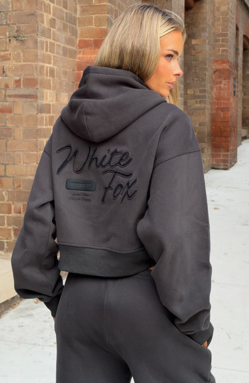 White Fox Studio 17 Willa Boxy Zip Front Hoodie Charcoal