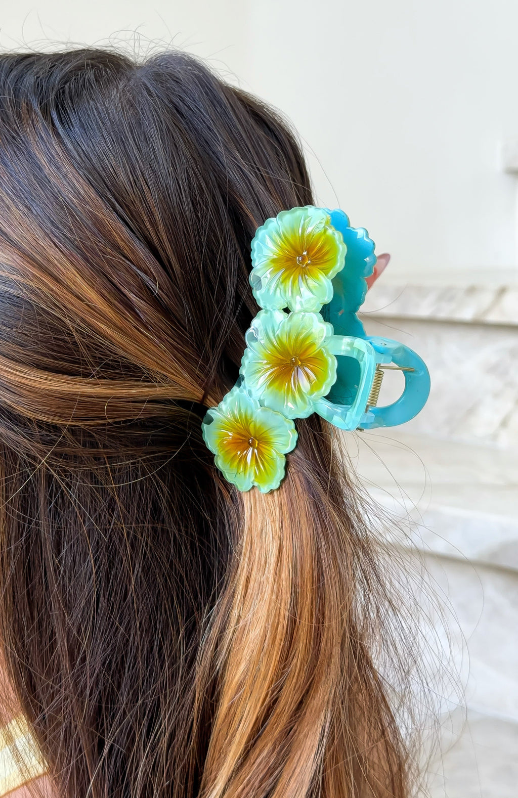 White Fox Chantria Hair Clip Blue