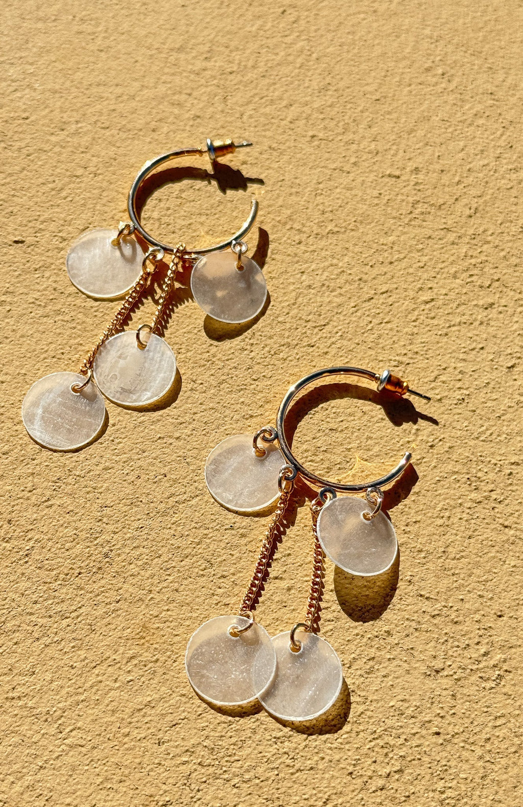 White Fox Makaio Earrings Gold