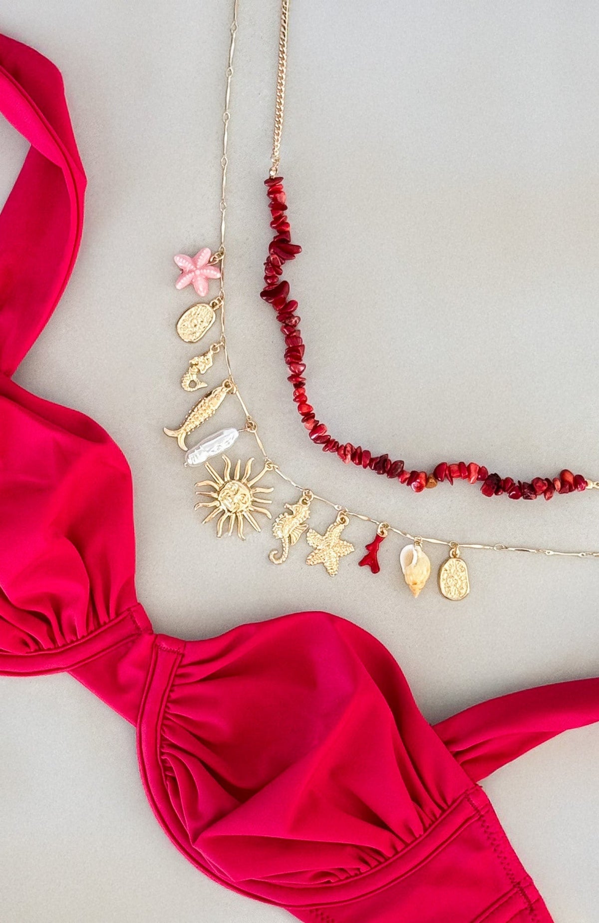 White Fox Anakin Necklace Set Gold/Red